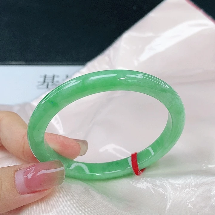 翡翠未镶嵌手镯圈52，40105