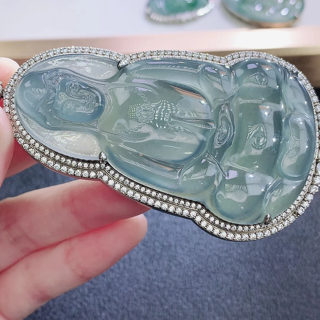 翡翠银S925镶嵌颈饰翡翠