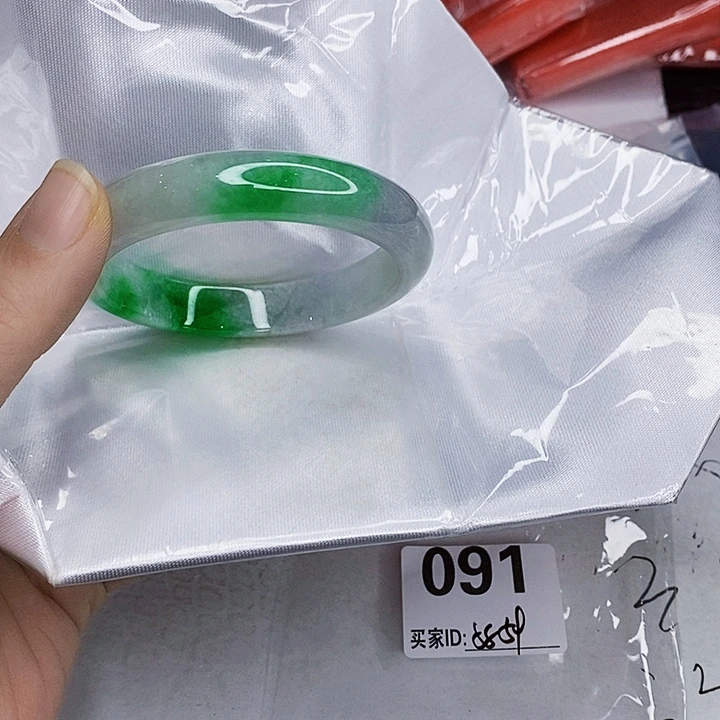 翡翠未镶嵌手镯一图一物实物为准