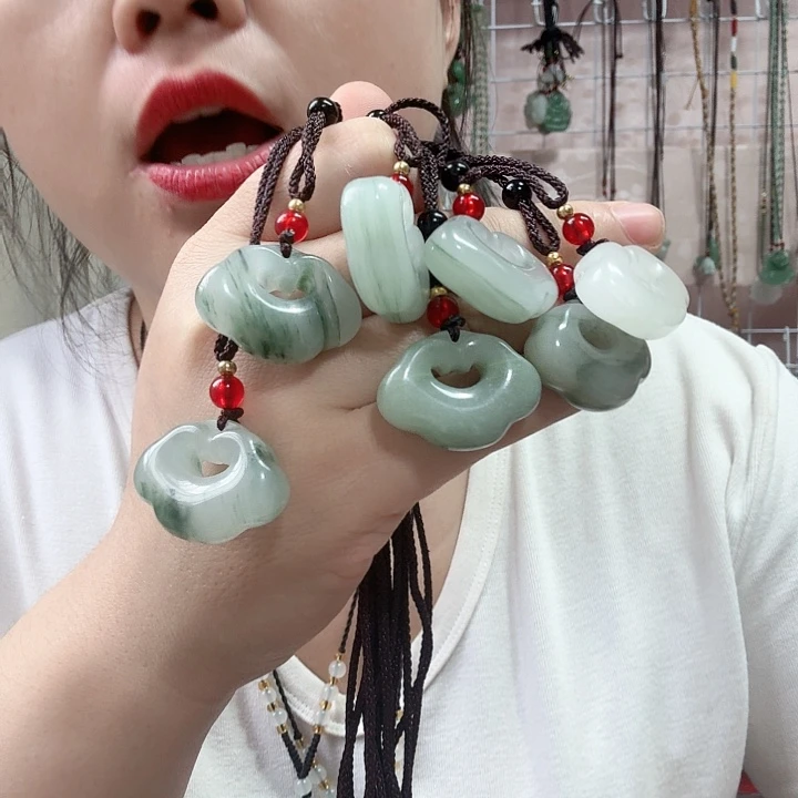 石英质玉未镶嵌颈饰瑕疵锁拍一发一多样性发货