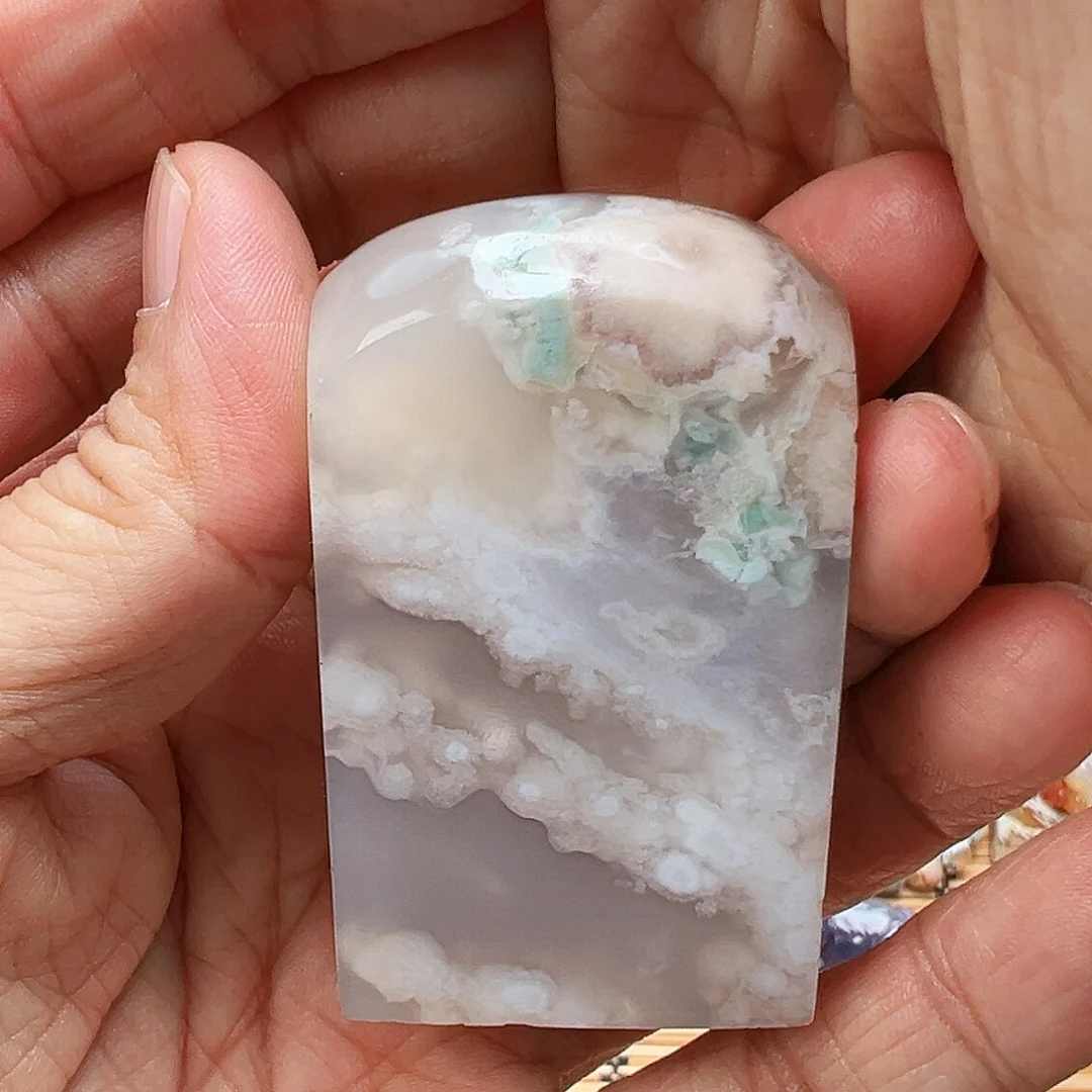 未镶嵌玛瑙/玉髓珠宝半成品