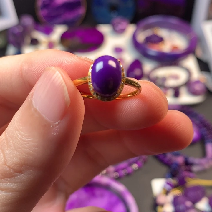 苏纪石（舒俱来）18K金镶嵌戒指