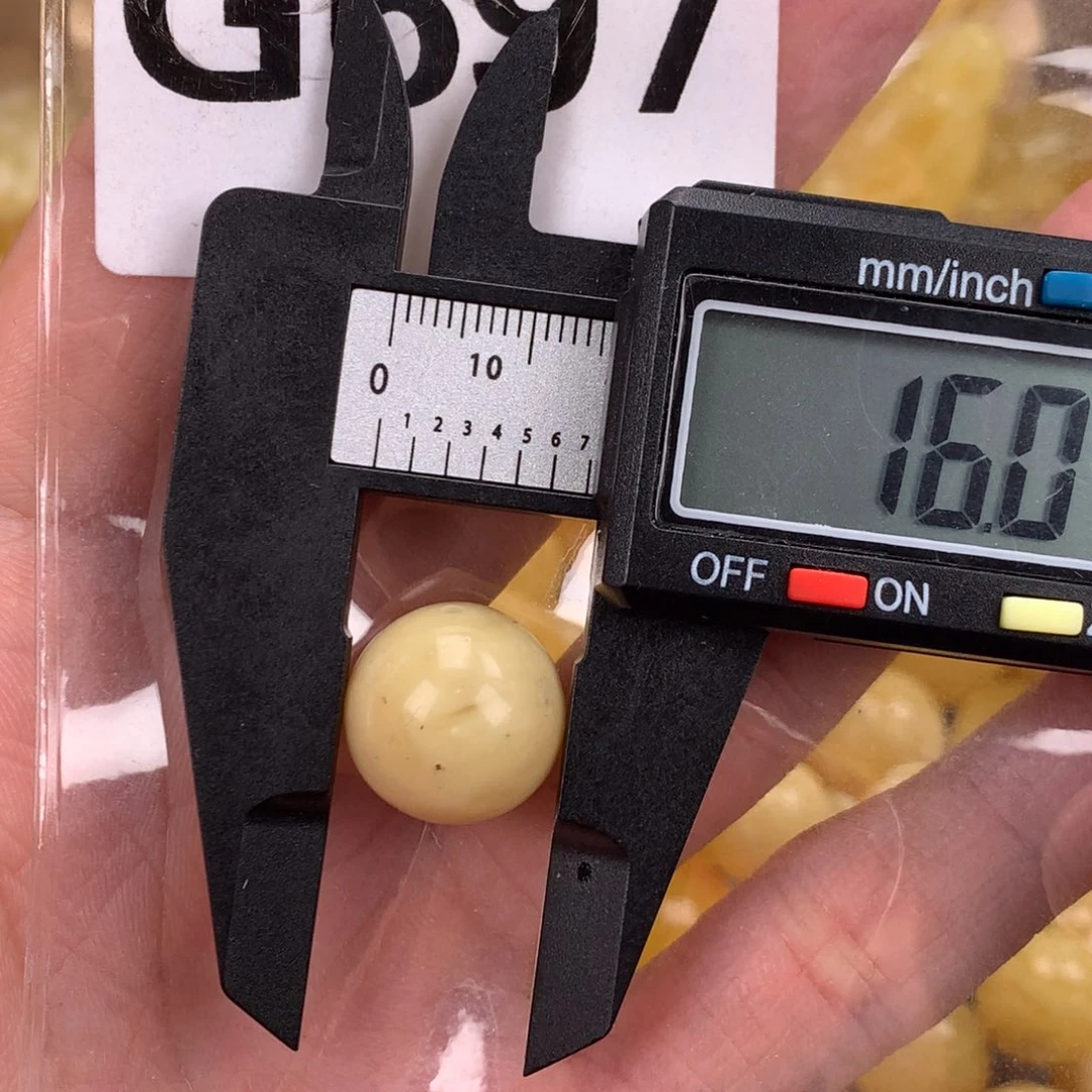 蜜蜡未镶嵌珠宝奇石裸石