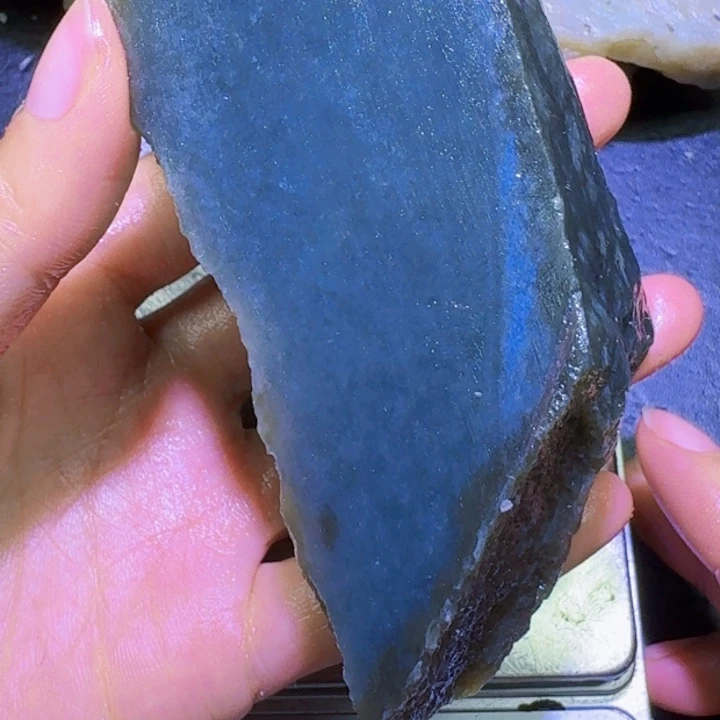 和田玉未镶嵌珠宝半成品