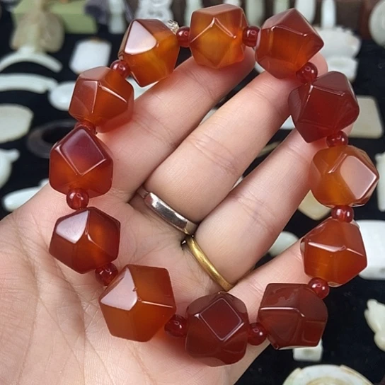 玛瑙/玉髓未镶嵌颈饰