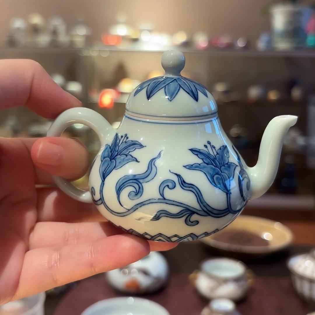 哇***子陶纯手工手绘梨形小壶