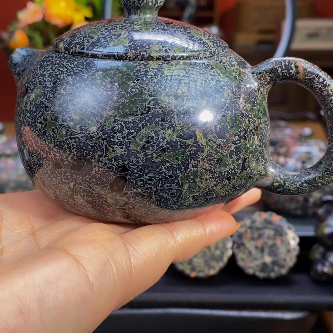余***音梅花玉精美梅花西施壶