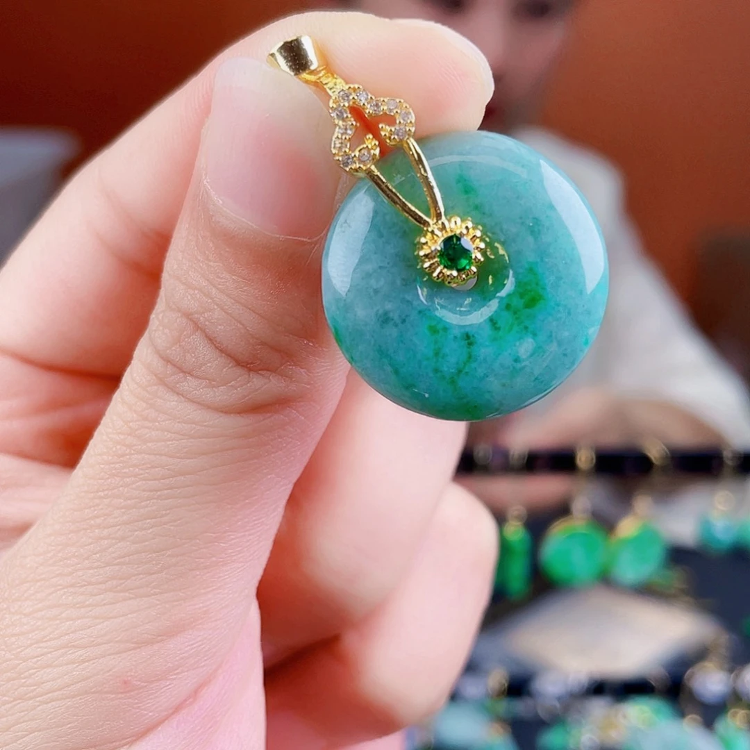 翡翠未镶嵌耳饰饰品