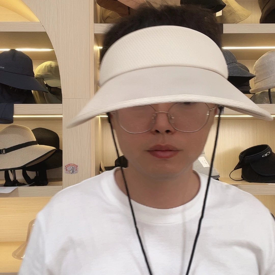 百***️头层牛皮革米色空顶变色