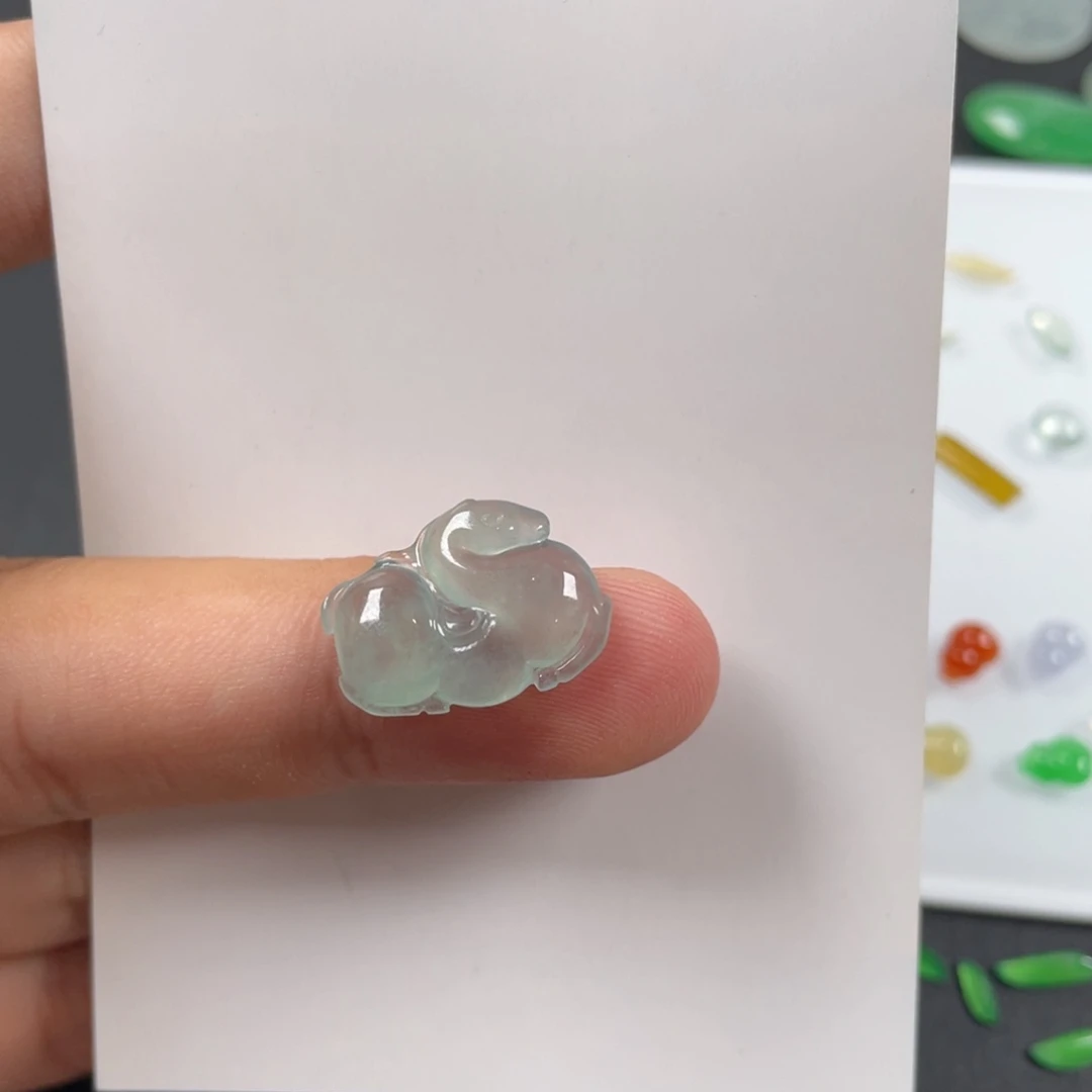翡翠未镶嵌挂件翡翠珠宝翡翠珠宝