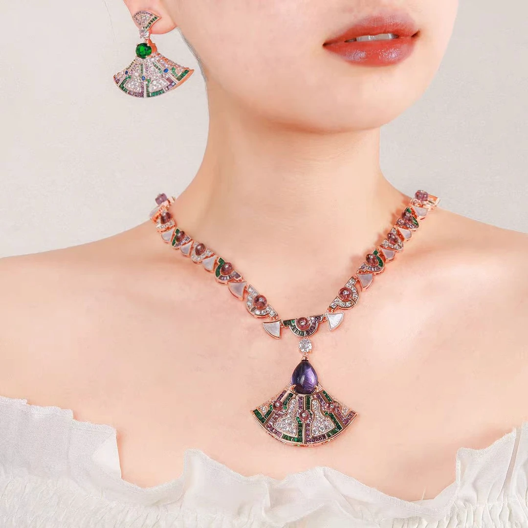 3947项链750黄金18K白金镶钻项链