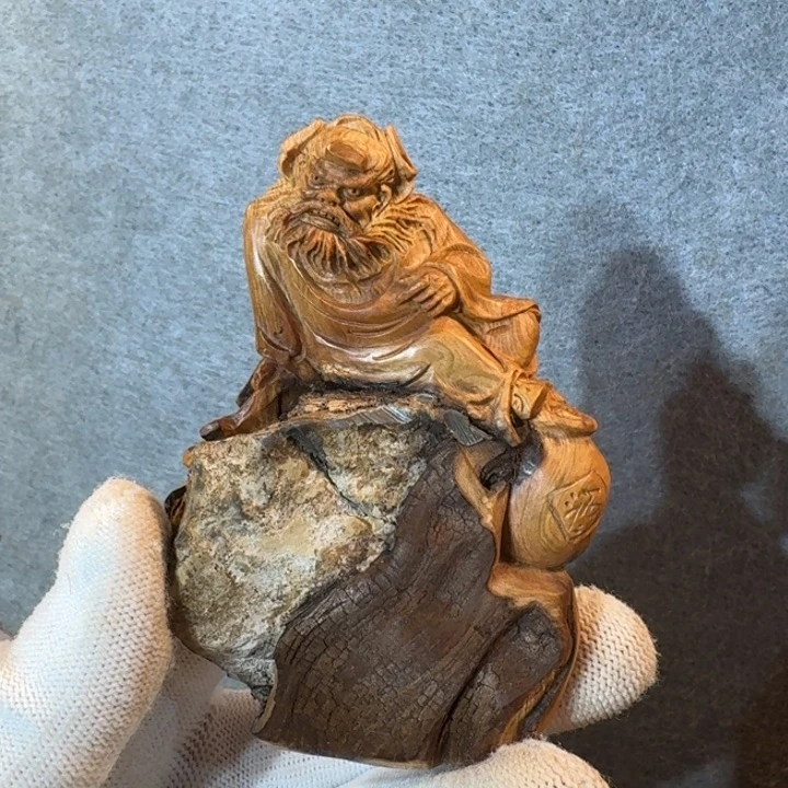 崖柏摆件手把件等