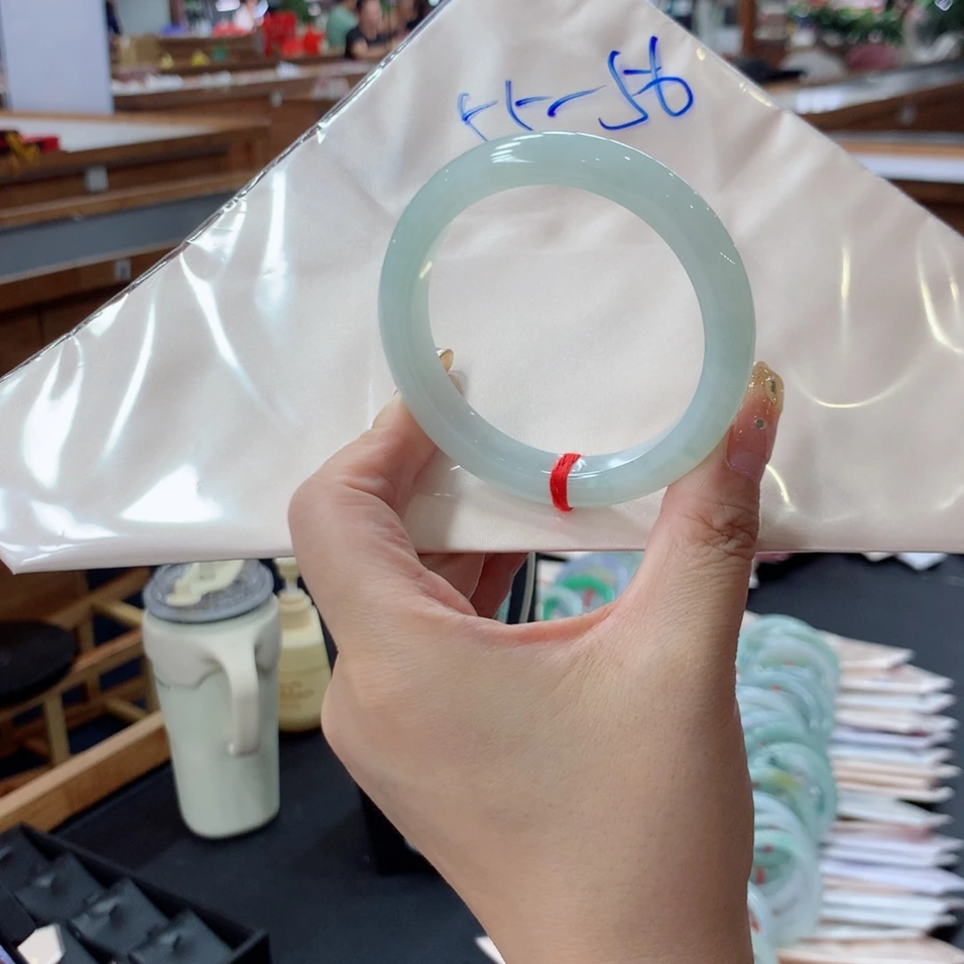 未镶嵌手镯翡翠买断