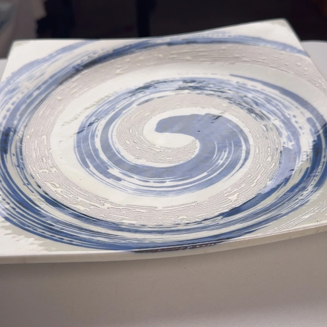 瓷片粉吹清流23厘米大方盘，深盘
