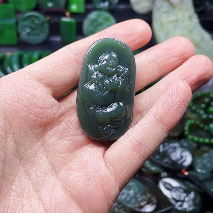 请****和田玉未镶嵌挂件