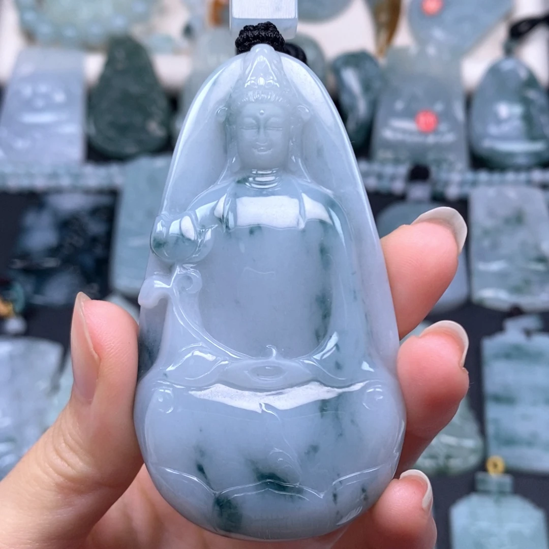 翡翠未镶嵌颈饰素衣