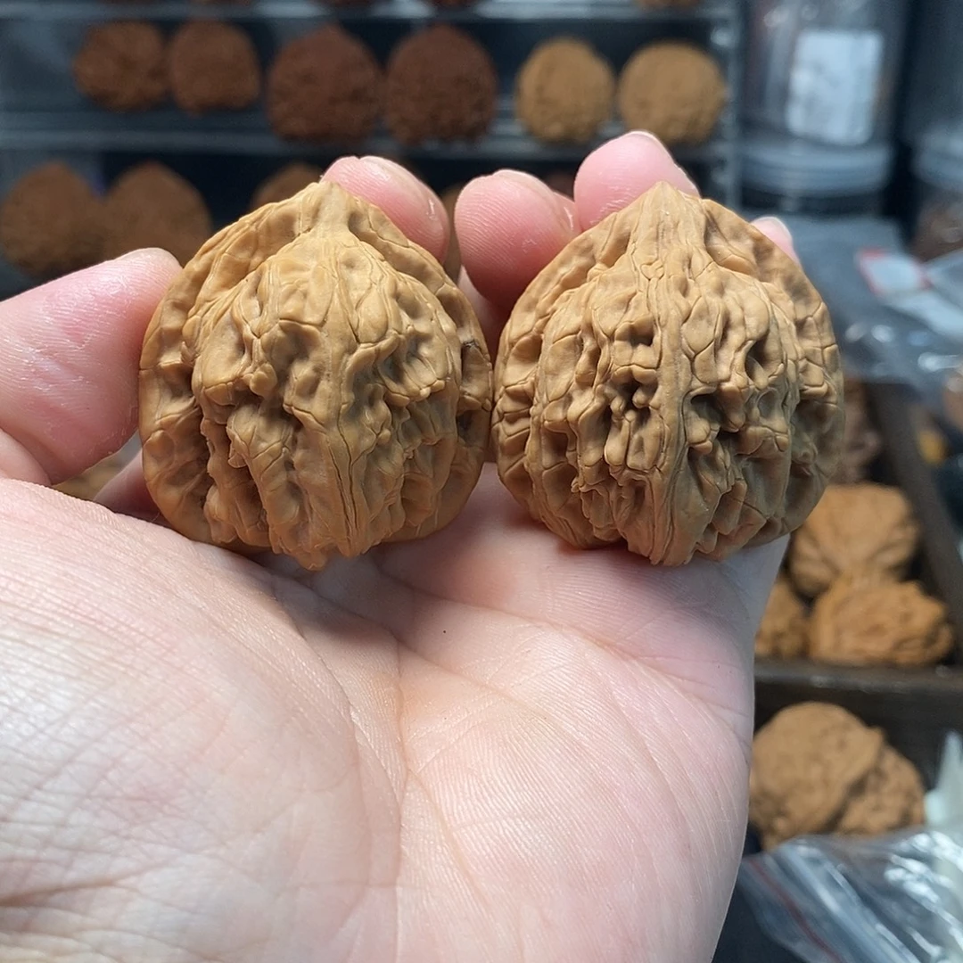 1文玩核桃龙门柱40-253