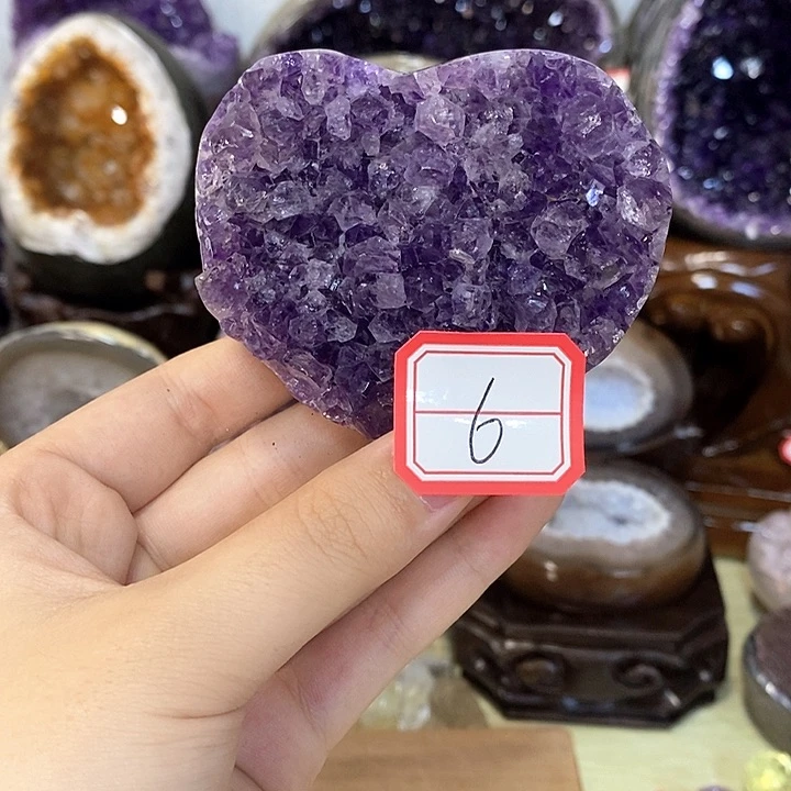 未镶嵌水晶大型摆件（非配饰）