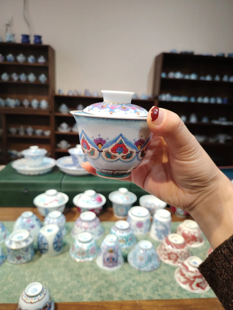 w冉月观隐银地双鱼盖碗