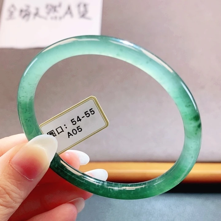 翡翠未镶嵌手镯翡翠手镯22