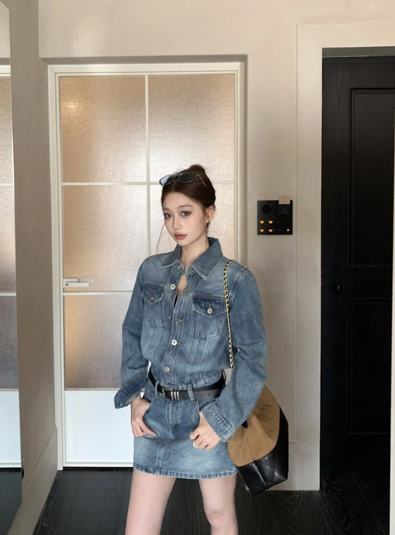 初秋复古辣妹风牛仔连衣裙蓝色女秋季2025新款长袖显瘦气质裙子