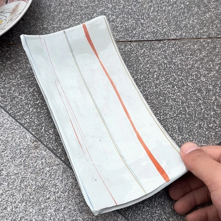 瓷片陶瓷盘子碗啥都有