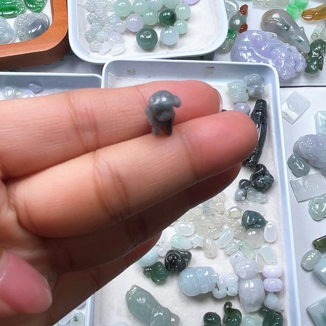 颈饰未镶嵌翡翠888888899