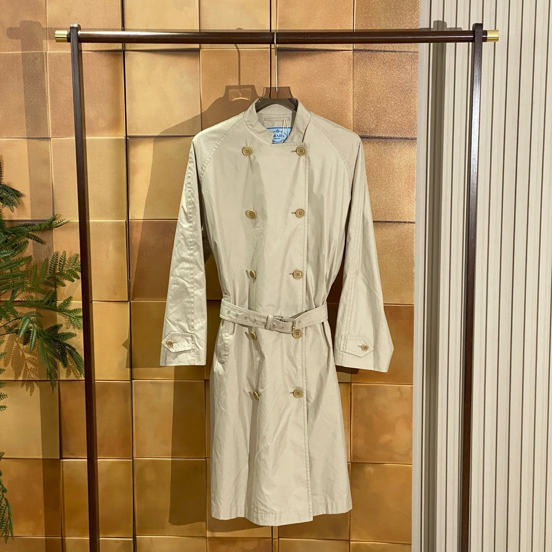 99新 Prada/普拉达 卡其色双排扣三角标腰带logo风衣/38码/27184