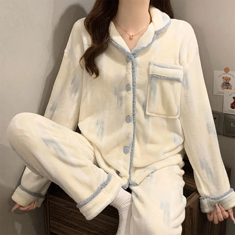 甜美风法兰绒睡衣女款秋冬季爆款珊瑚绒加绒加厚家居服套装可外穿