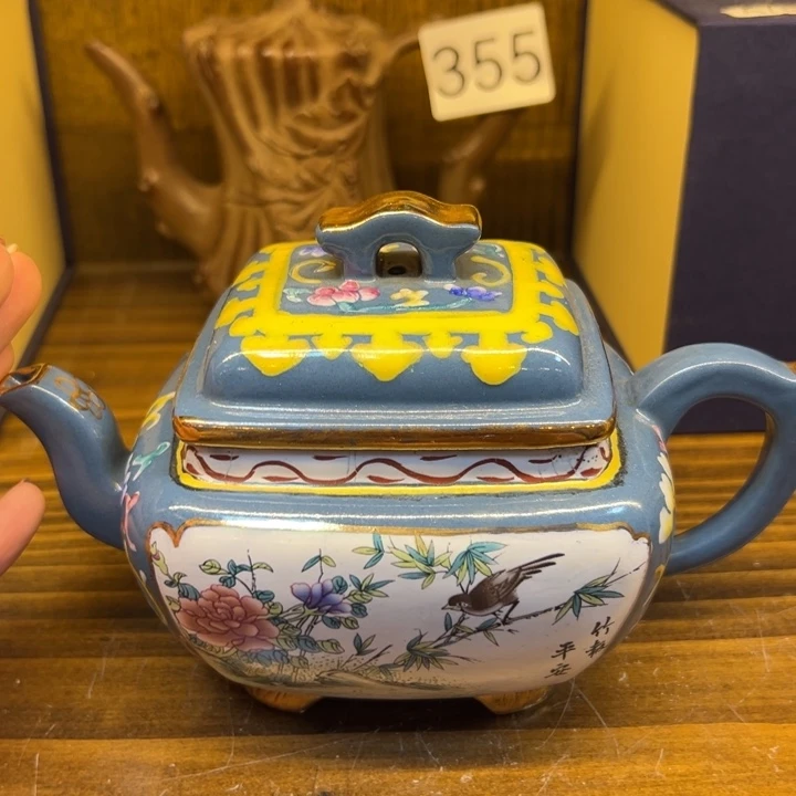 紫砂壶等艺术精品