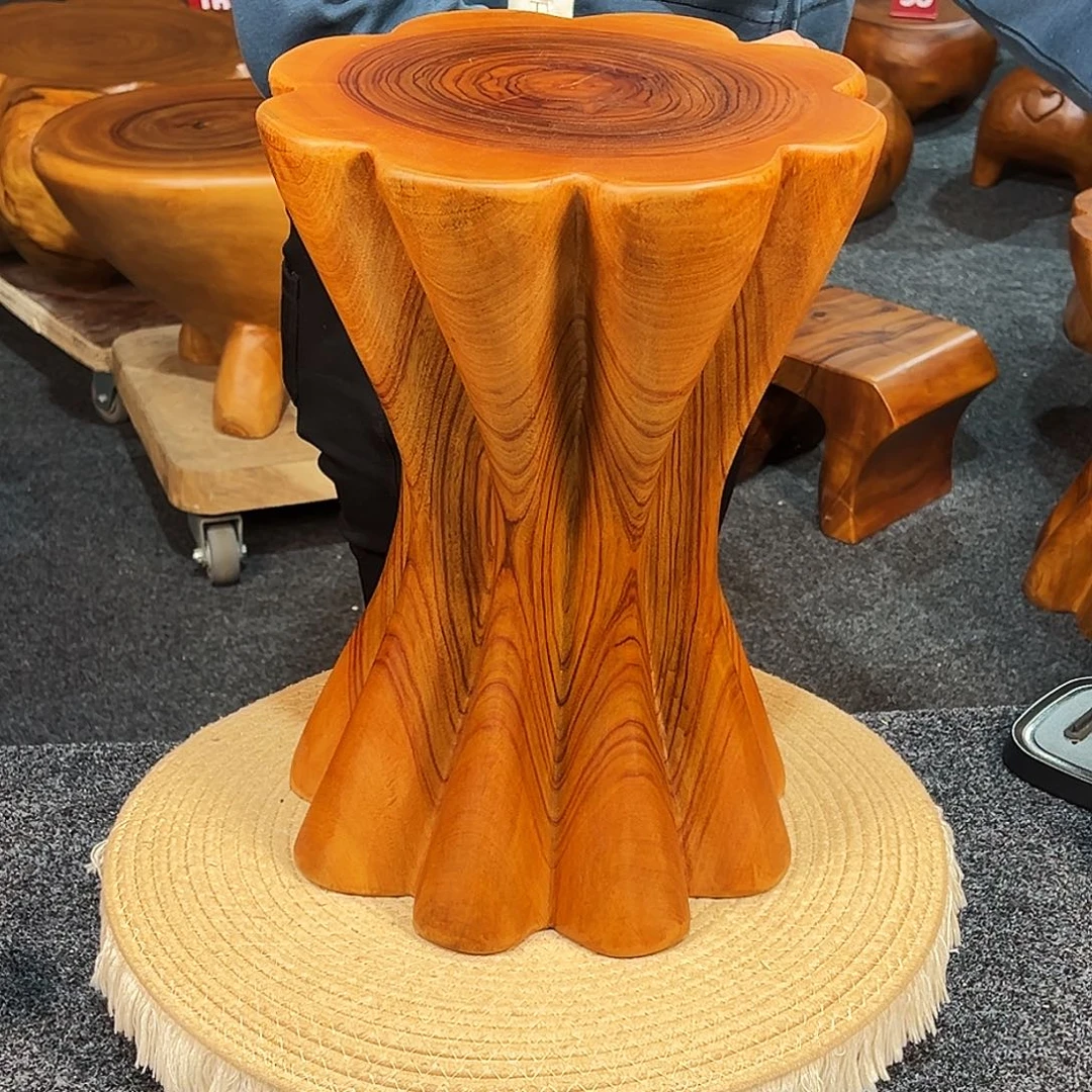 K***I号香樟木尺寸：29-29-40cm