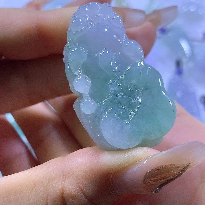 颈饰未镶嵌翡翠天然翡翠A货吊坠