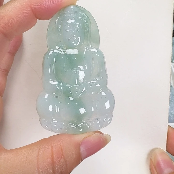 翡翠未镶嵌颈饰玉*橙观音
