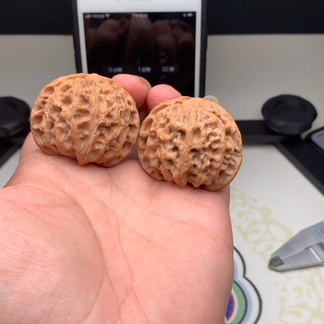 文玩核桃把件即*苹果45