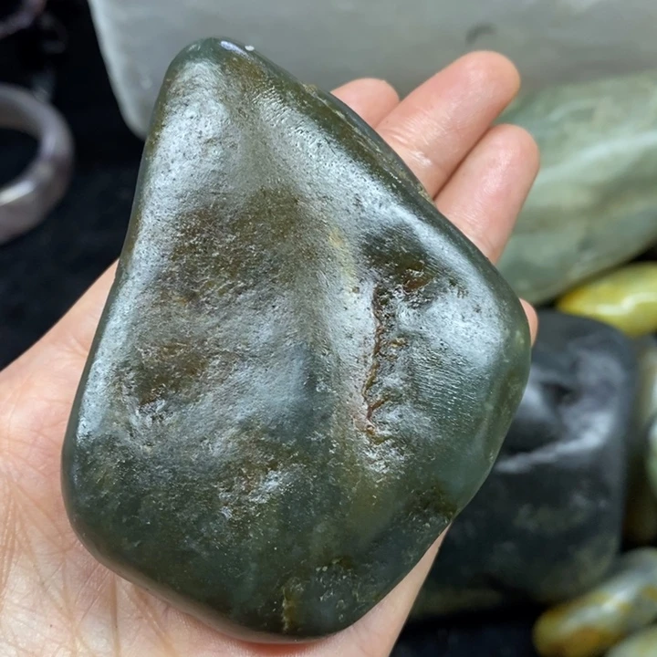 未镶嵌和田玉（糖玉）挂件