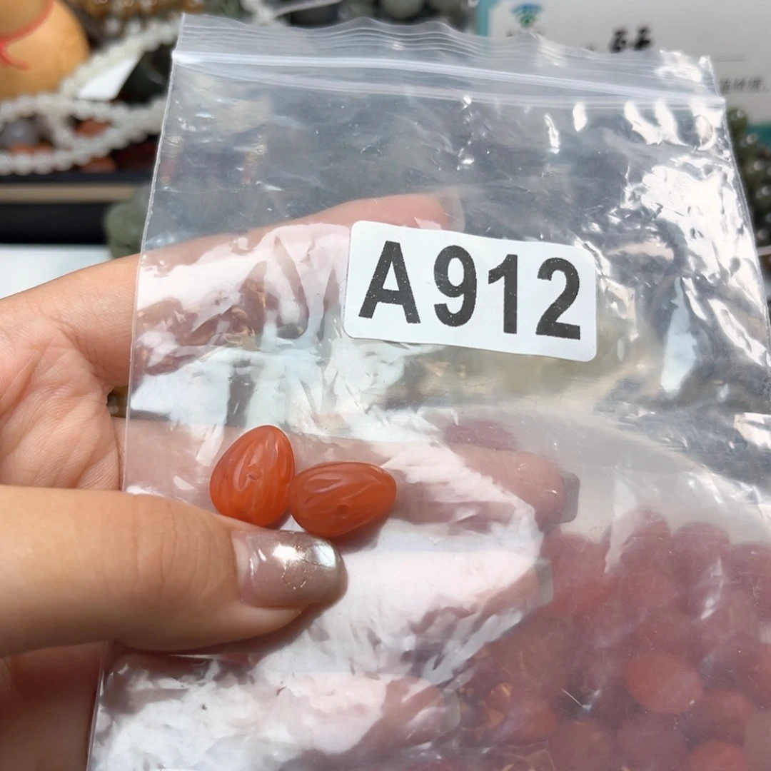 未镶嵌南红玛瑙珠宝奇石
