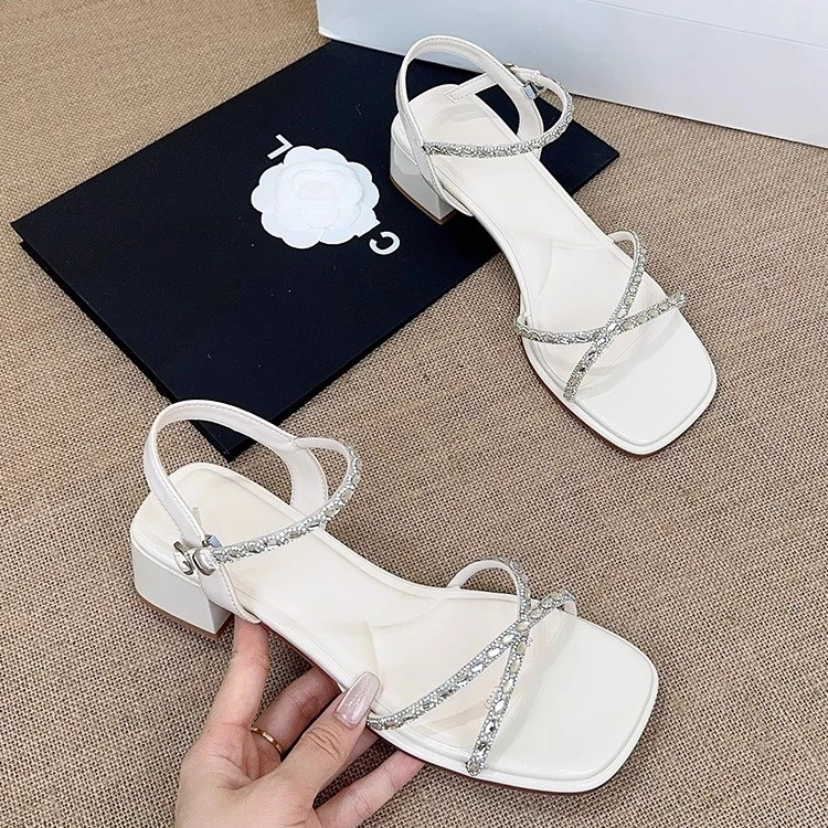 一字带银色水钻凉鞋女款2025新款夏季法式气质仙女粗跟高跟鞋女