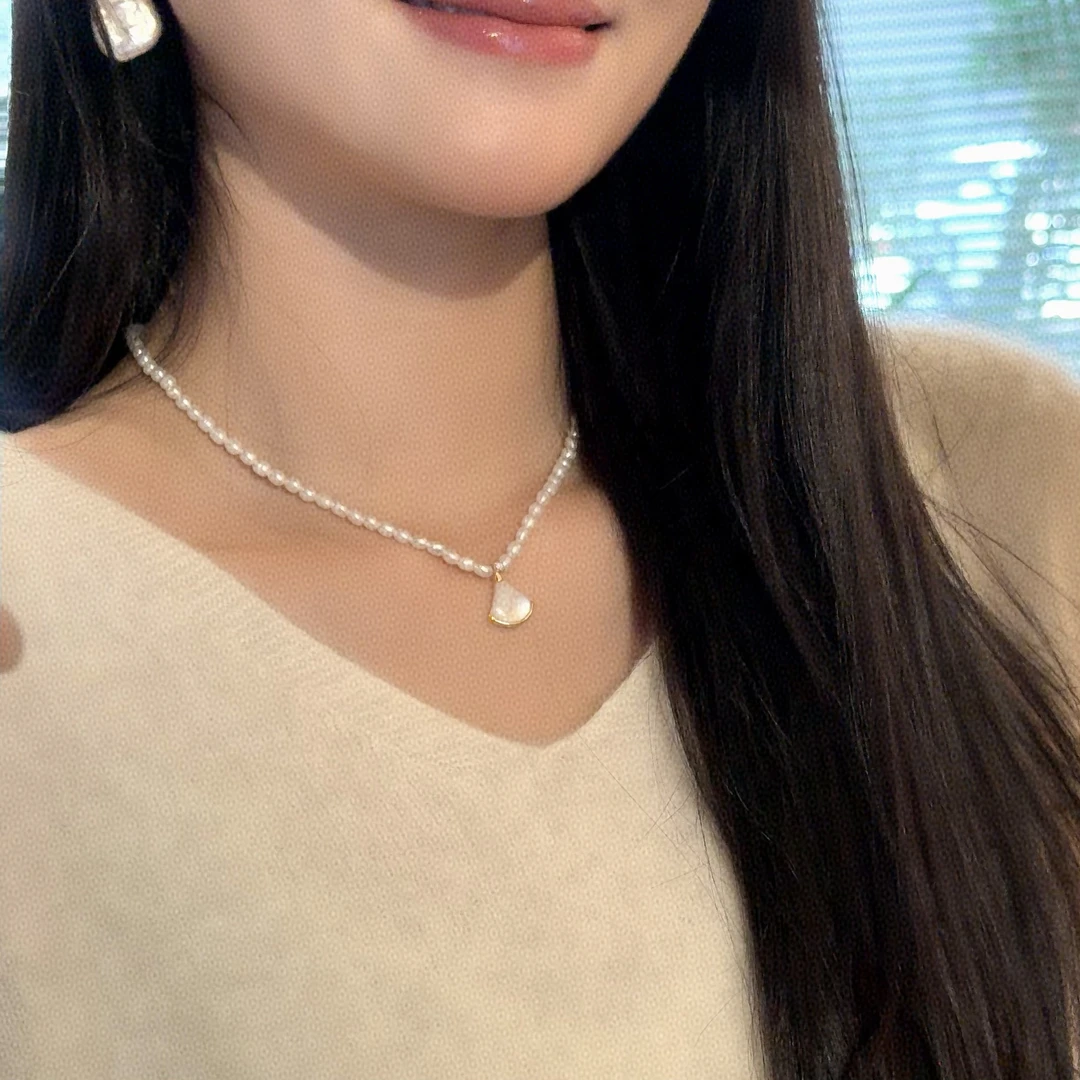 天然淡水珍珠3-4mm高级设计感小裙摆珍珠项链轻奢颈链LH0543