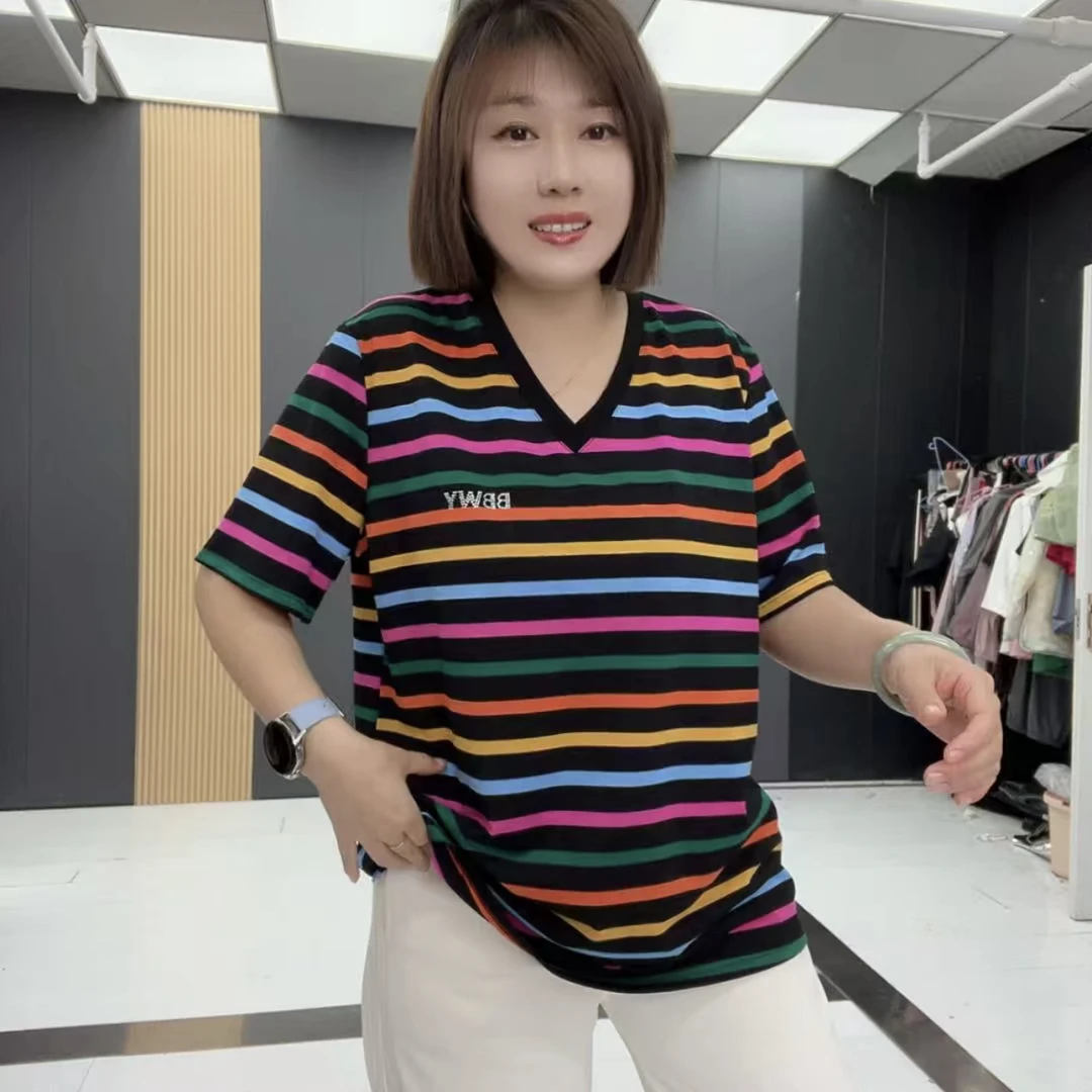 2632*时尚大码短袖休闲V领条纹T恤宽松显瘦百搭夏季半袖