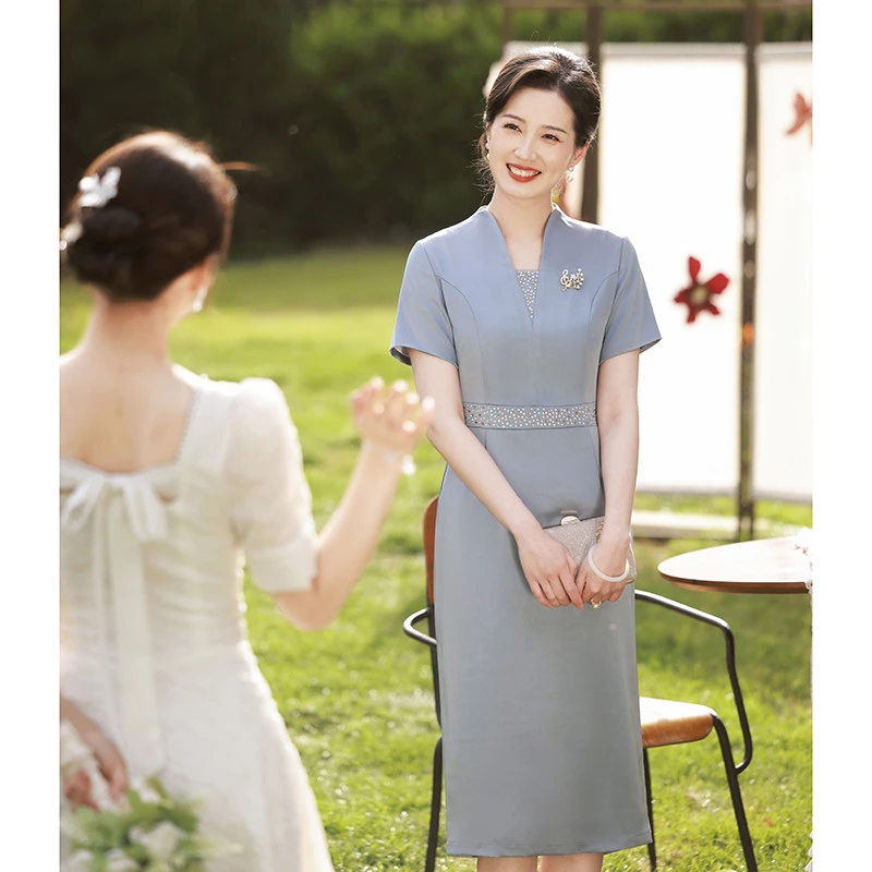 高端蓝色妈妈婚宴礼服高级感年轻款改良气质优雅旗袍修身平时可穿