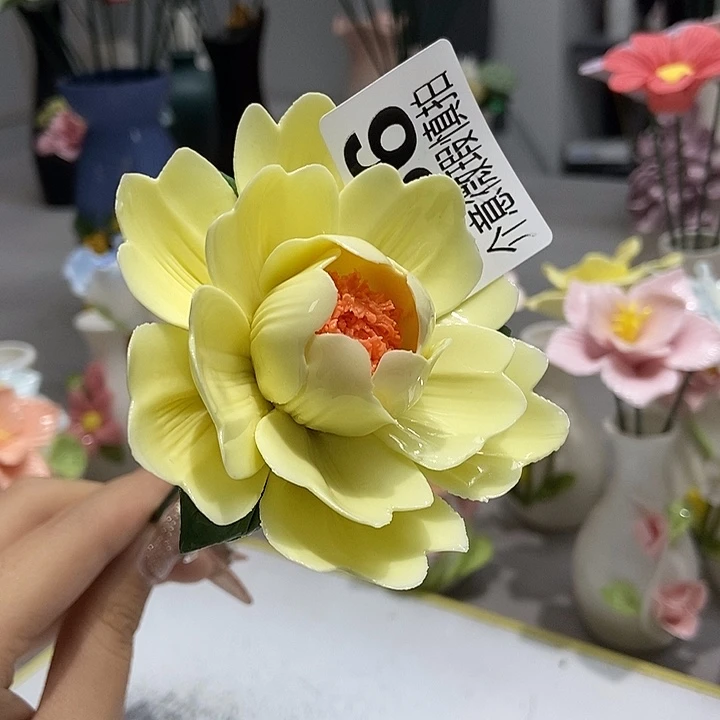 陶瓷纯手工捏花设计