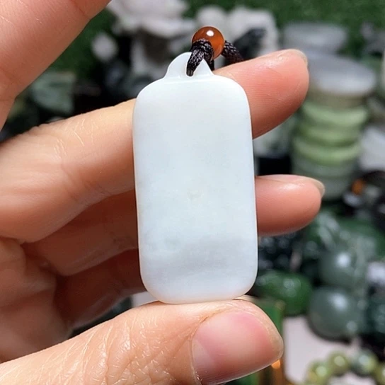 未镶嵌和田玉（糖玉）珠宝半成品