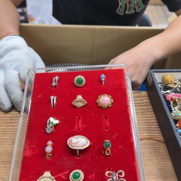 瓷***子嘎嘎哈哈哈哈哈哈哈