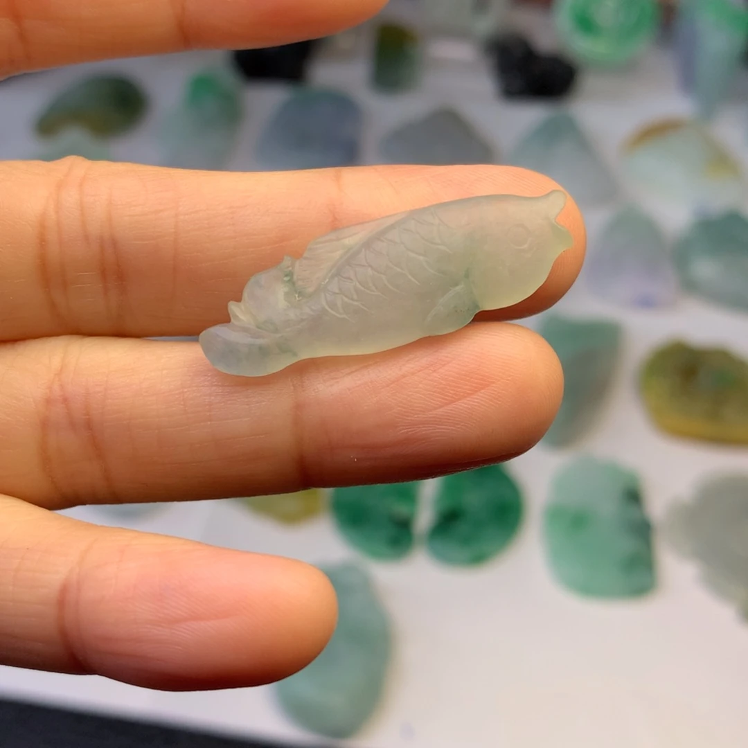 定制翡翠未镶嵌翡翠