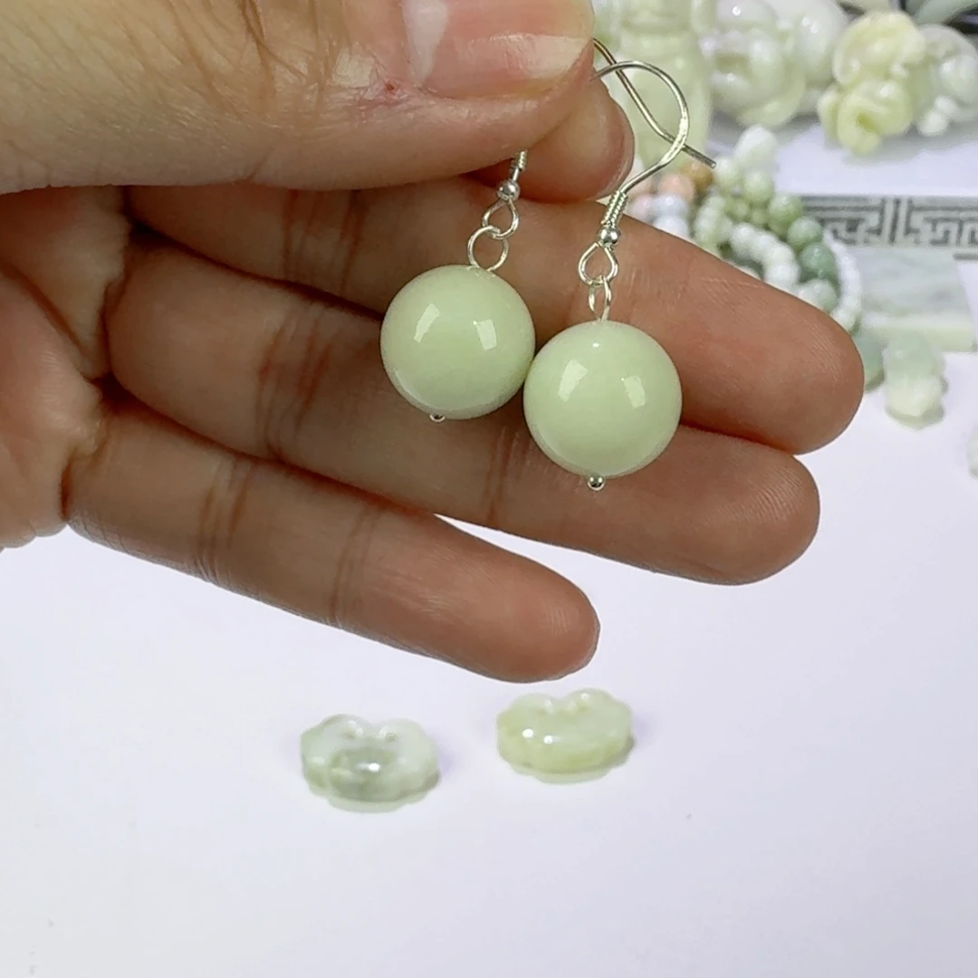 蓝田玉（蛇纹石化大理石玉）银S925镶嵌耳饰12mm