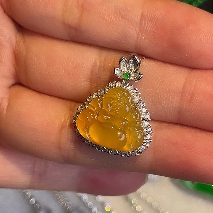 翡翠18K金镶嵌颈饰佛公