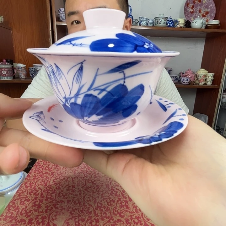 景德镇陶瓷红嘻嘻荷花盖碗