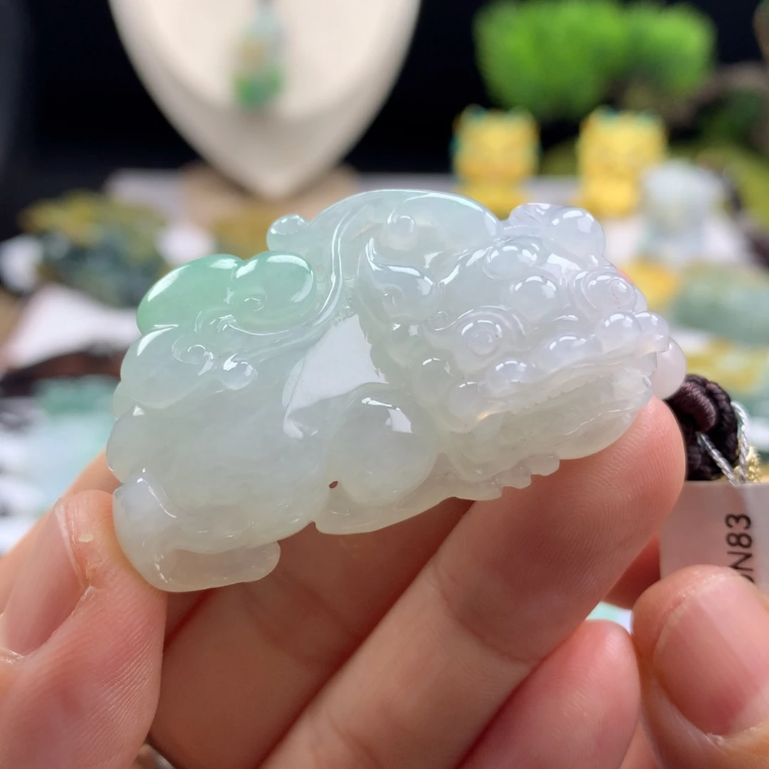 翡翠未镶嵌颈饰翡翠貔貅