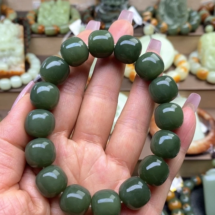 手串未镶嵌透闪石质玉