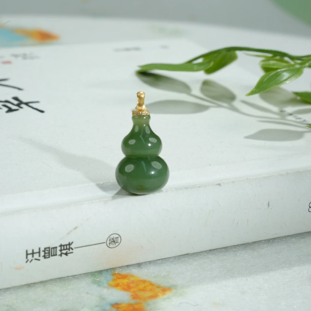 【睿泽&小池专属】18k和田玉碧玉葫芦吊坠 22*14